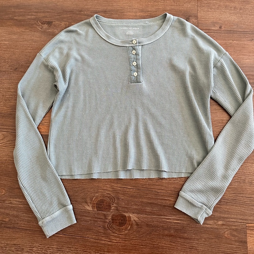 American eagle top. Size small!